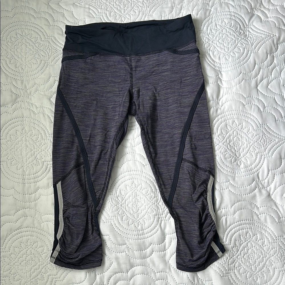 Lululemon Athletica Crop Leggings with Size 4
